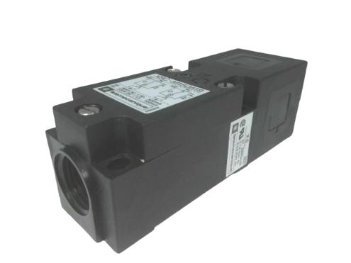 SCHNEIDER ELECTRIC XSC-M150519