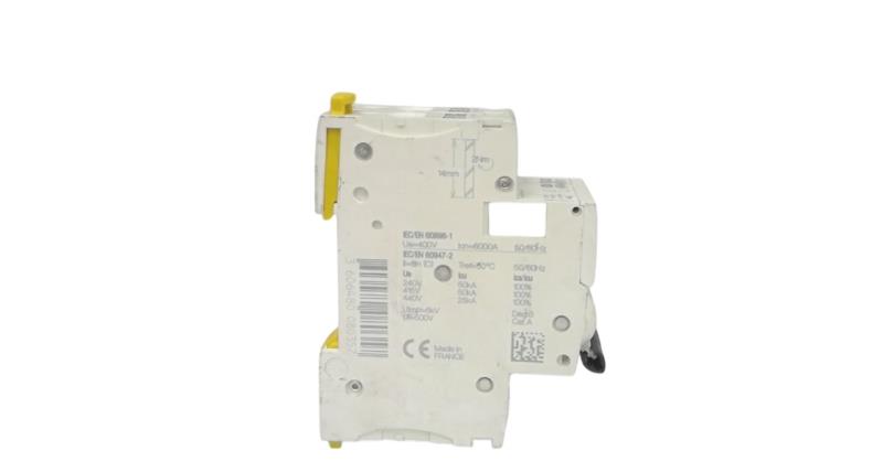 SCHNEIDER ELECTRIC A9F74204