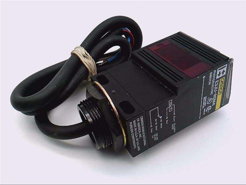 OMRON E3JU-R5M4