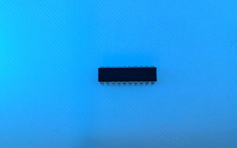 NXP SEMICONDUCTOR MC74ACT540N