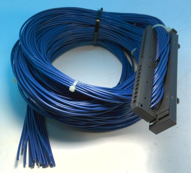 SIEMENS 6ES7922-3BF00-0AB0