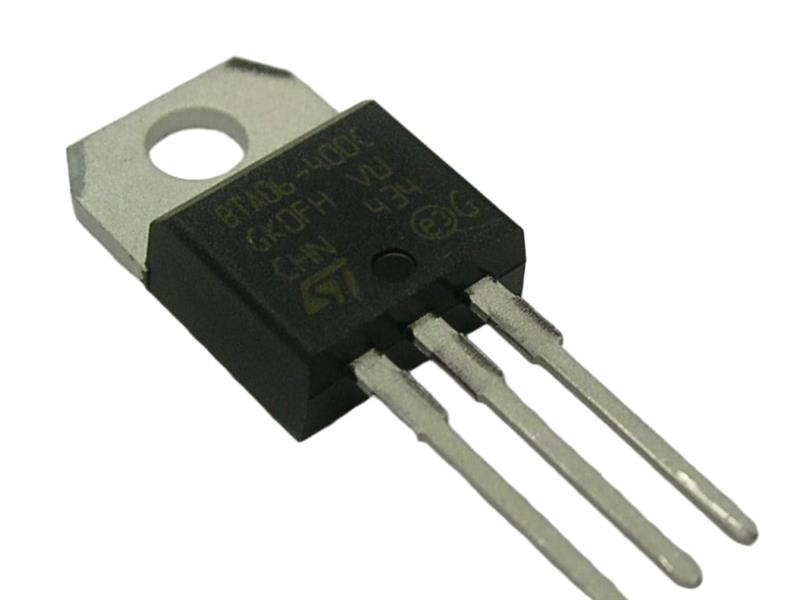 ST MICRO BTA06-400CRG