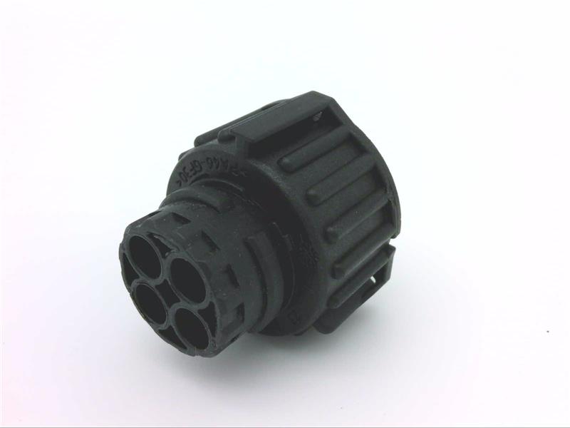 TE CONNECTIVITY 1-967325-1