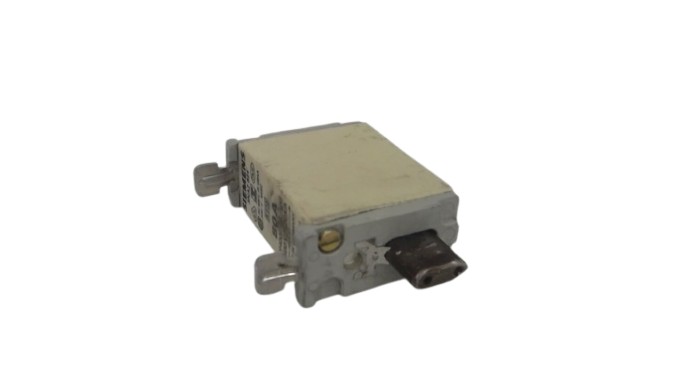 SIEMENS 3NA2824
