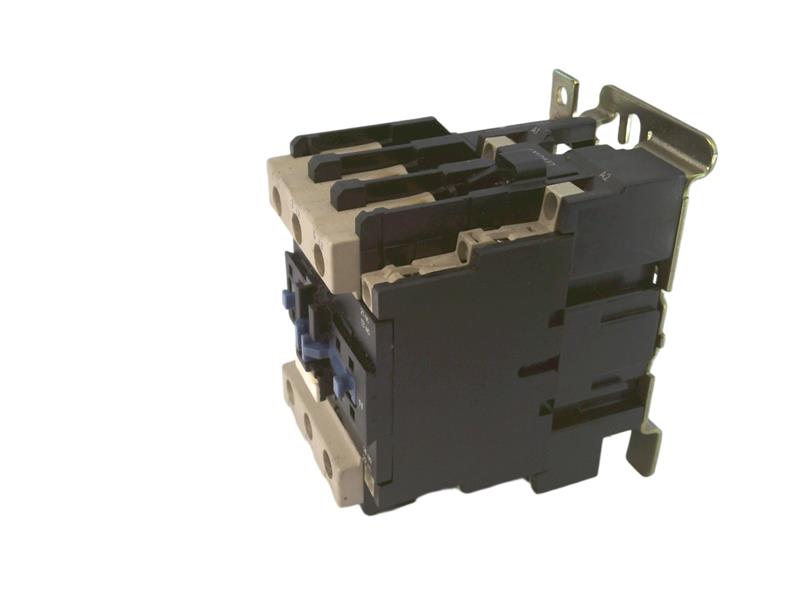 LC1D6511LX1D6F7 by SCHNEIDER ELECTRIC