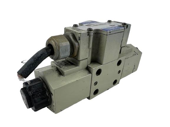 YUKEN DSG-01-3C55-D24-50170