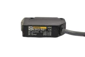 OMRON E3V3-R61