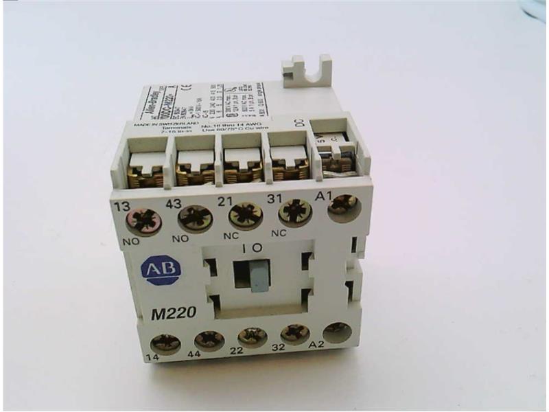 ALLEN BRADLEY 700DC-M220Z3S