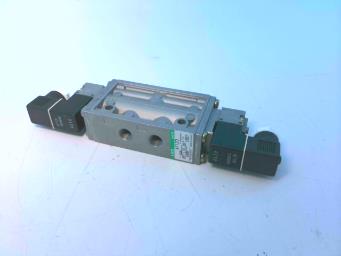 CKD CORP 4F120-06-AC100V