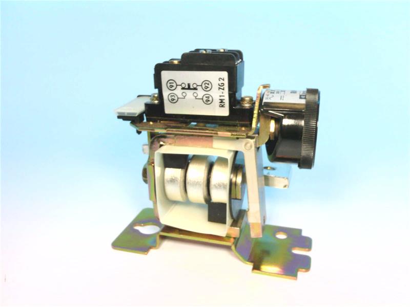 SCHNEIDER ELECTRIC RM1XA315