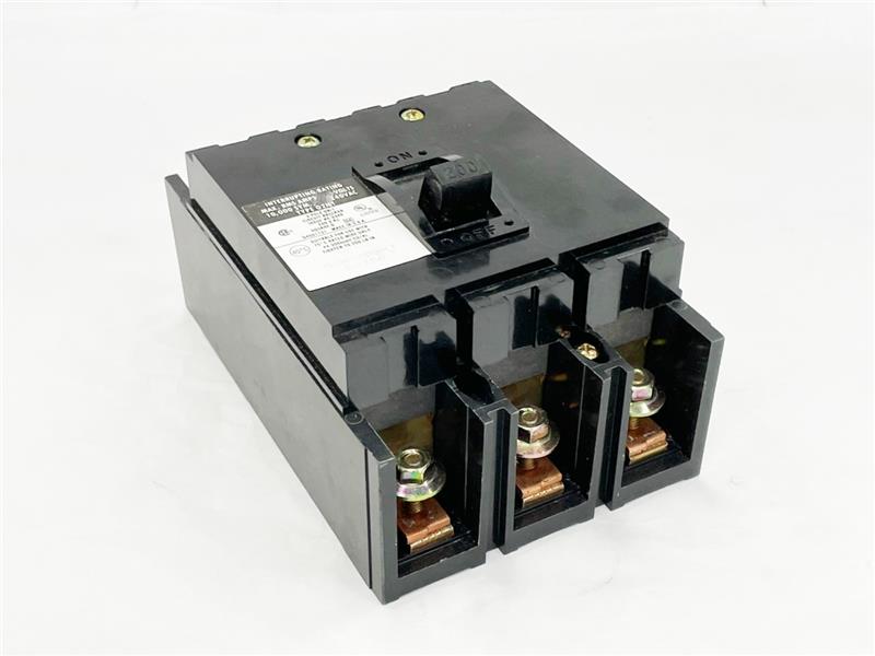 SCHNEIDER ELECTRIC Q2M3200MT