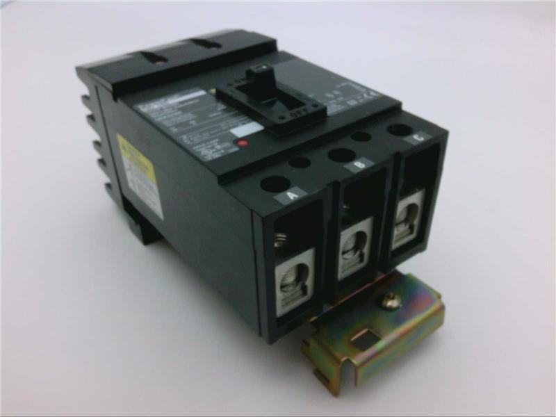 SCHNEIDER ELECTRIC QDA32100