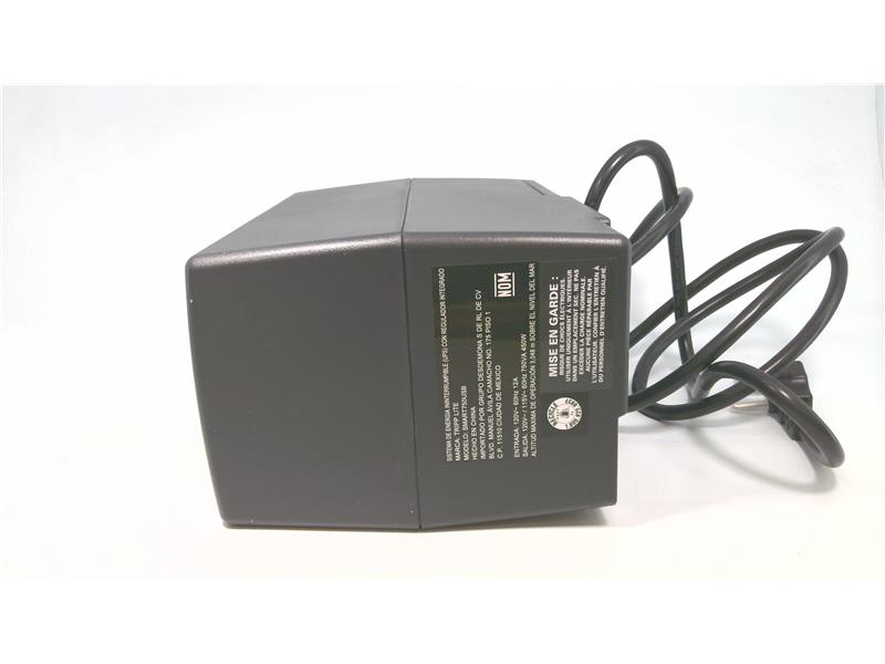 TRIPP LITE SMART750USB