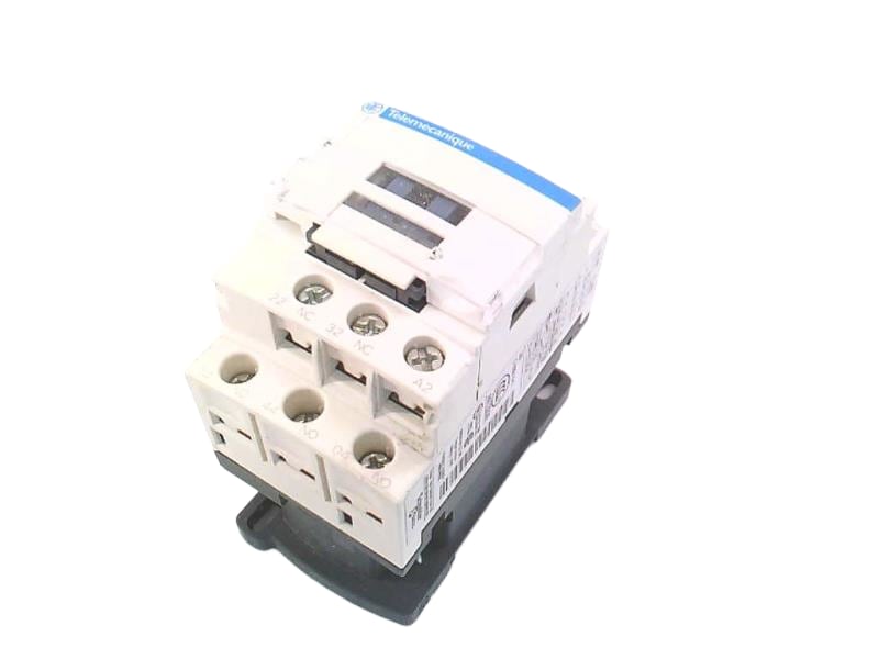 CAD32R7 by SCHNEIDER ELECTRIC