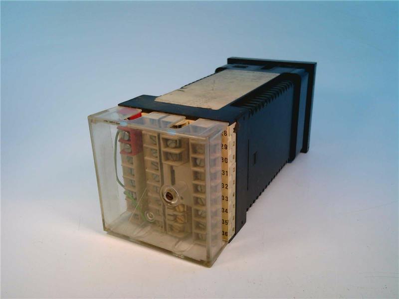 INVENSYS 815S/TC/RLY/NONE/NONE/NONE/NONE/NONE/S/03/0/200/C/NO/NO/D/IN/S/P//