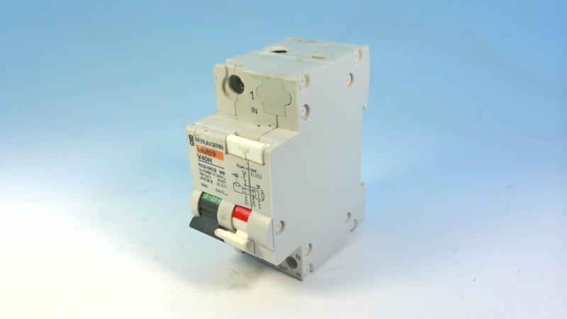 SCHNEIDER ELECTRIC 26895