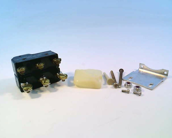 700048 by TE CONNECTIVITY