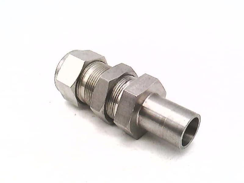 SS-1210-R1-12 by SWAGELOK