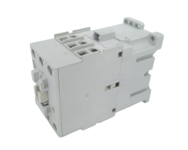 ALLEN BRADLEY 100-C30UKD00