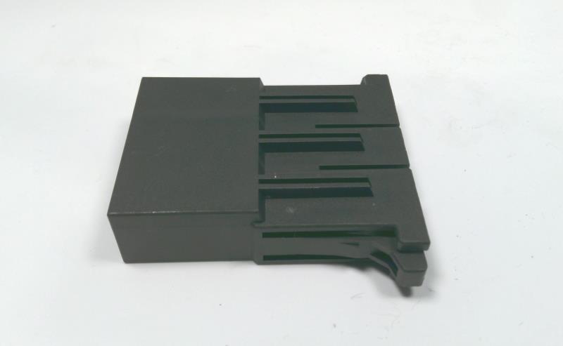 TE CONNECTIVITY 1-1747819-3