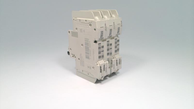 SCHNEIDER ELECTRIC M9F42306