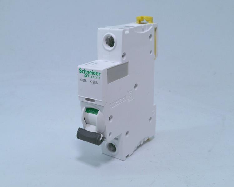 SCHNEIDER ELECTRIC A9F95125