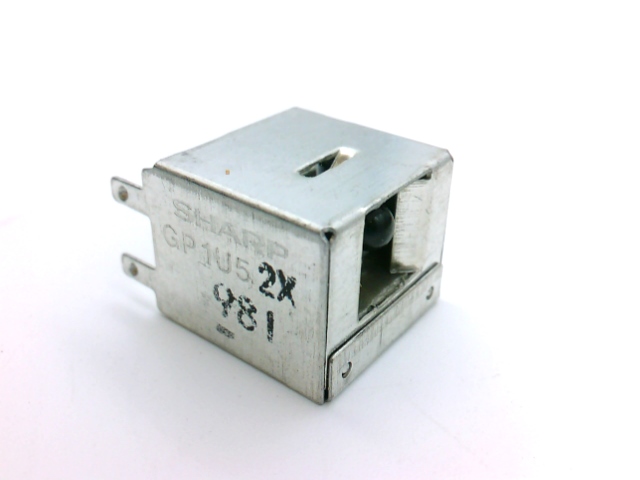 SHARP GP1U52X