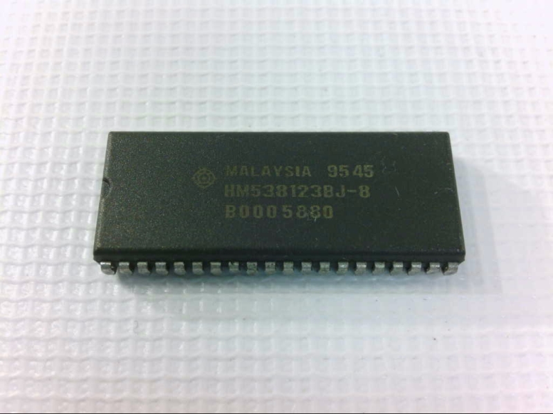HITACHI HM538123BJ8