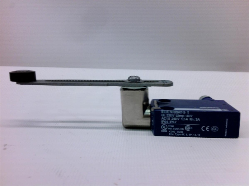 TELEMECANIQUE SENSORS XCMD2145M12