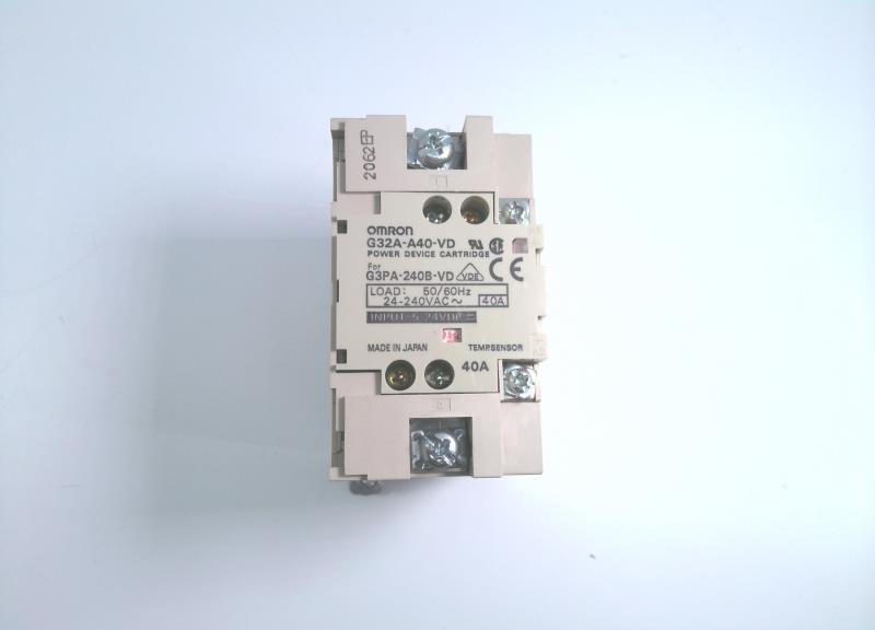 OMRON G32A-A40-VD 5-24DC