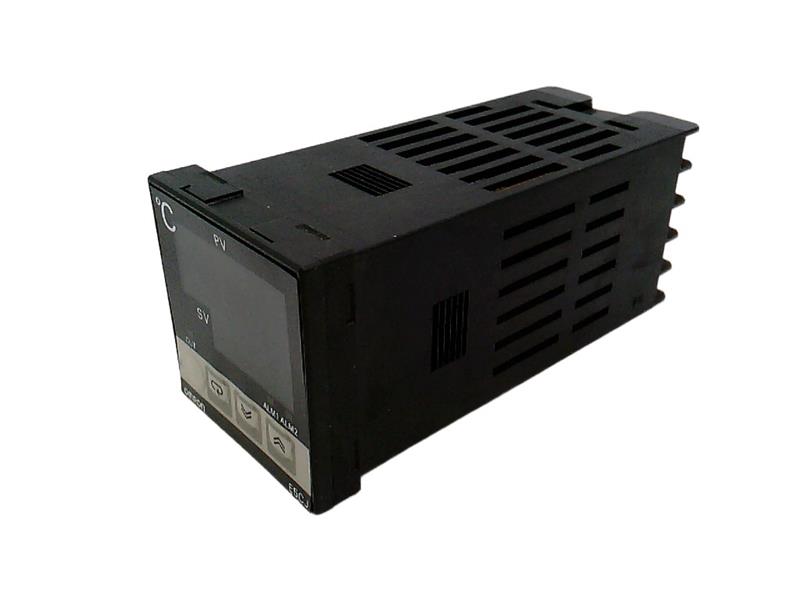 OMRON E5CJ-R2