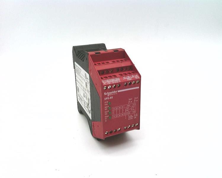 SCHNEIDER ELECTRIC XPSAK311144S4