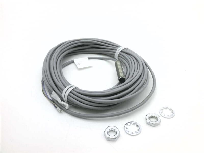 BALLUFF BES 516-324-EO-C-10