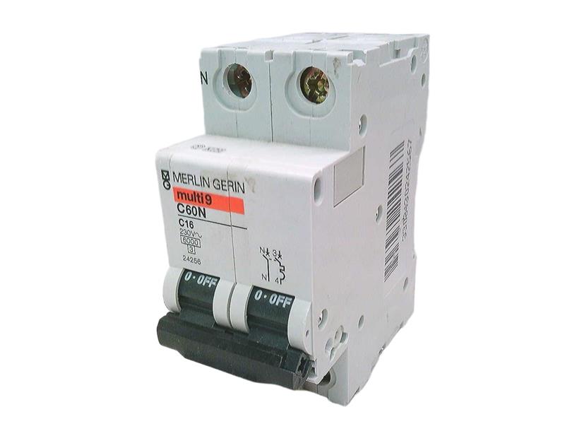 24256 by SCHNEIDER ELECTRIC