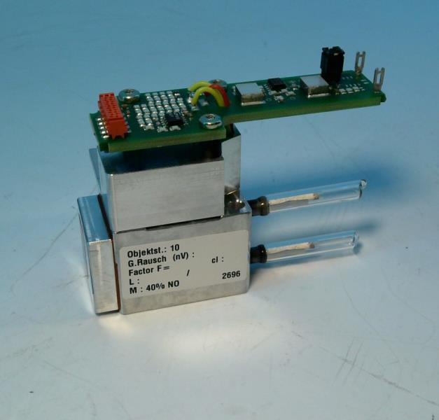 SIEMENS C79451-A3468-B520