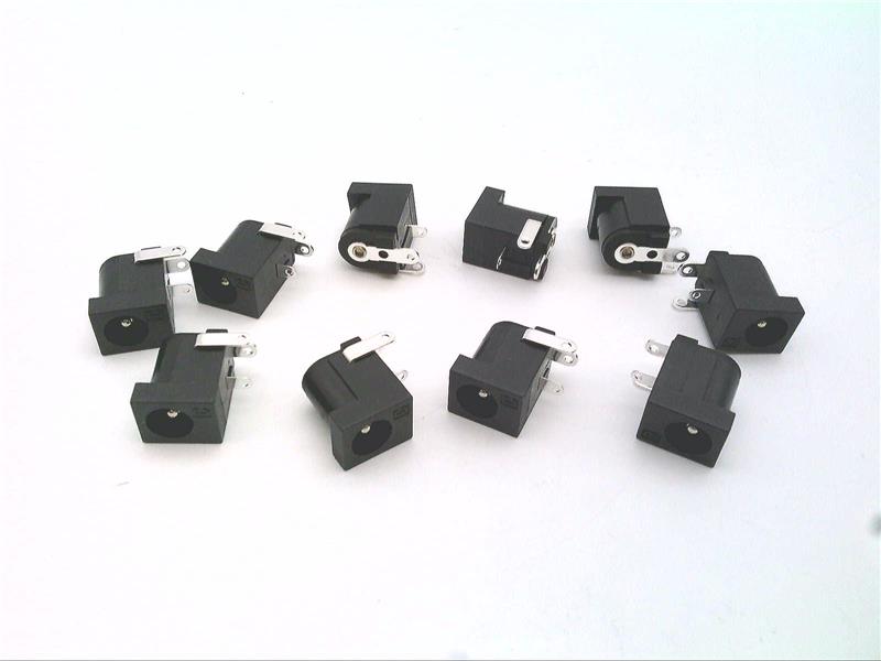 CLIFF ELECTRONIC COMPONENTS FC68148 DC10A