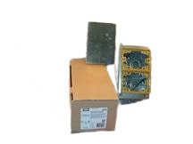 HUBBELL B2432