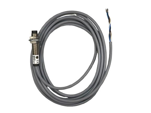 BALLUFF BES 516-131-BO-C