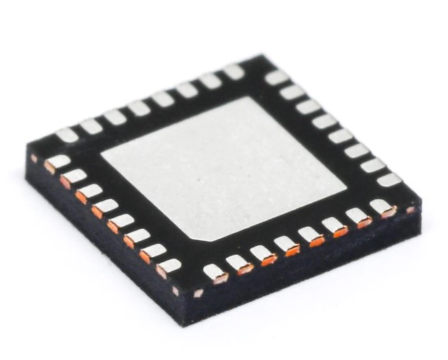 ANALOG DEVICES AD7124-8BCPZ