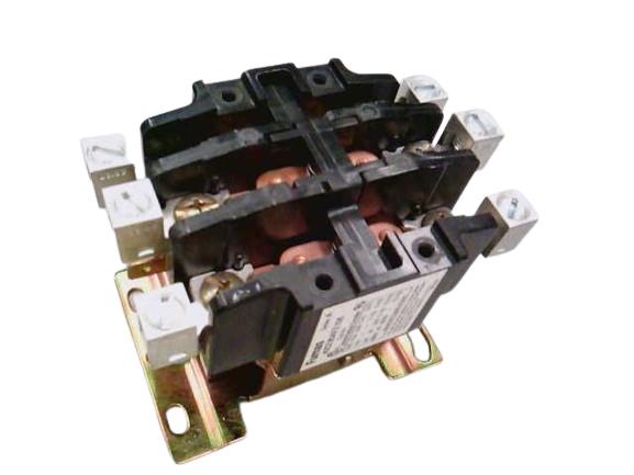 42CE35AFZ106 by SIEMENS
