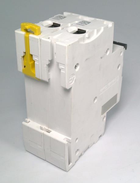 SCHNEIDER ELECTRIC A9F44216