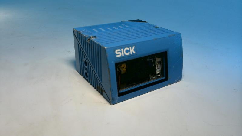 CLV620-0120S01 by SICK