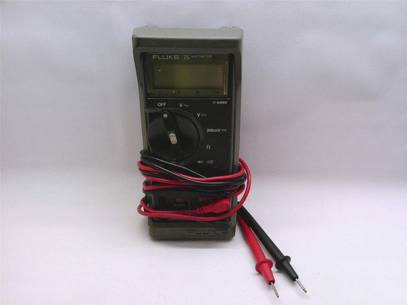 FLUKE 75 MULTIMETER