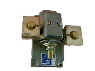 28UT3900 by EATON CORPORATION