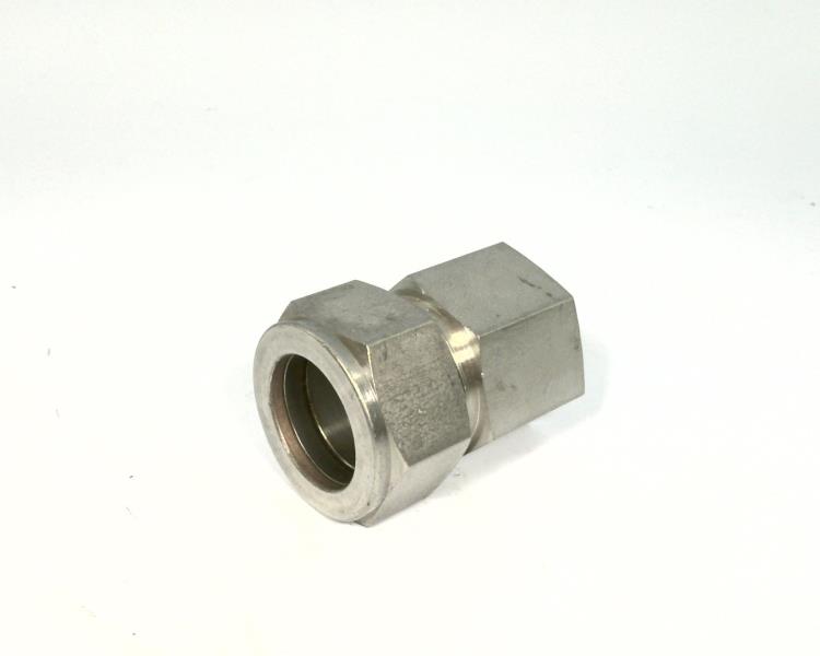 SS-1610-7-12 by SWAGELOK