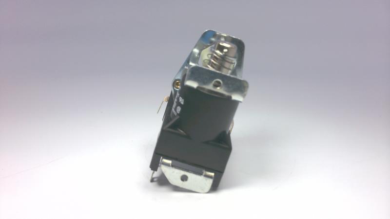 TE CONNECTIVITY 4-1393134-6