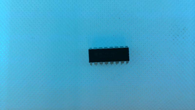 NXP SEMICONDUCTOR MC14504BCP