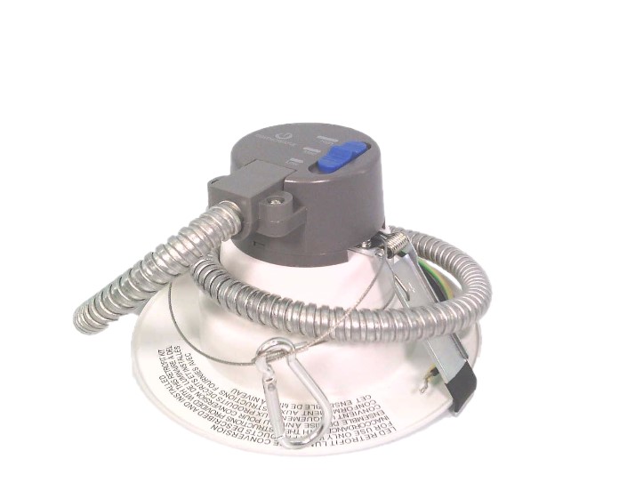 GREEN CREATIVE 14CDLA4/840/277V