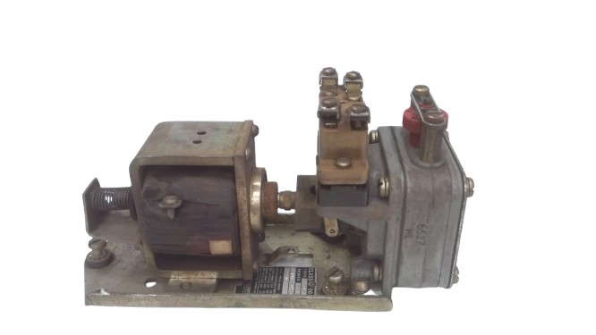 SCHNEIDER ELECTRIC 9050-CO1D-V61