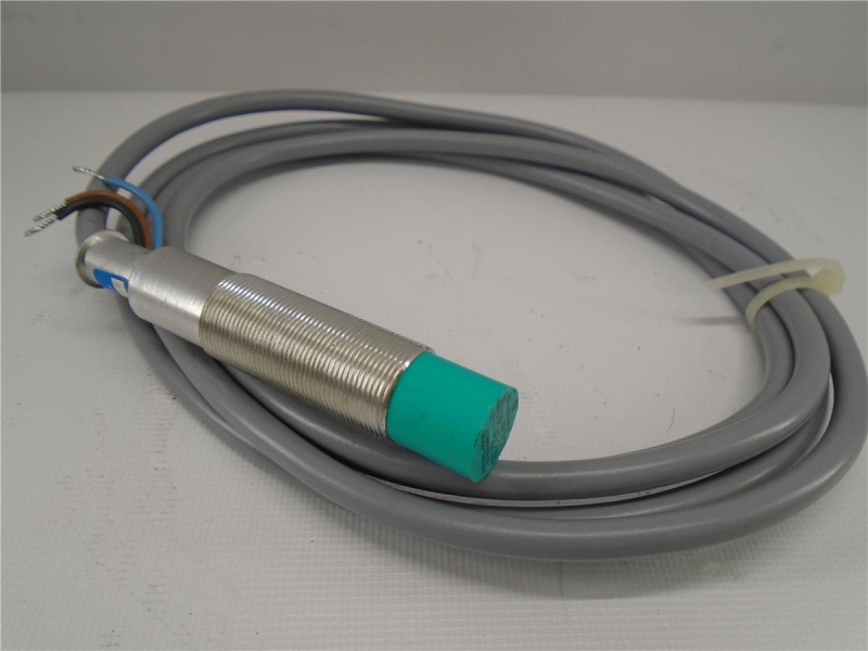 PEPPERL & FUCHS NJ8-18GM-E2